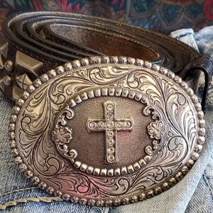 Western Silver Cross Belt Buckle - Men's Accessory